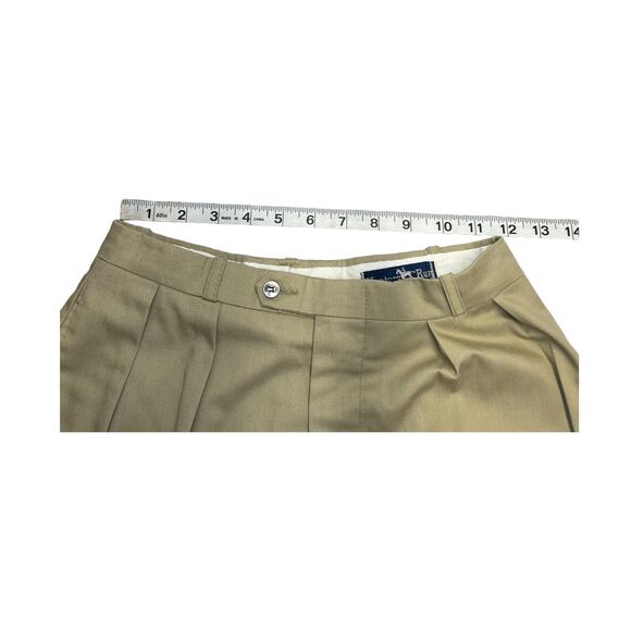 Hunters Run Chino Shorts Women's 6 Khaki Polyester Pleated High-Rise Classic - Picture 3 of 7